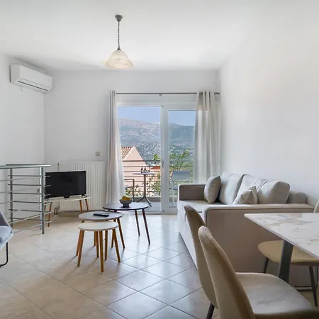 Appartement Ardavani 3 *